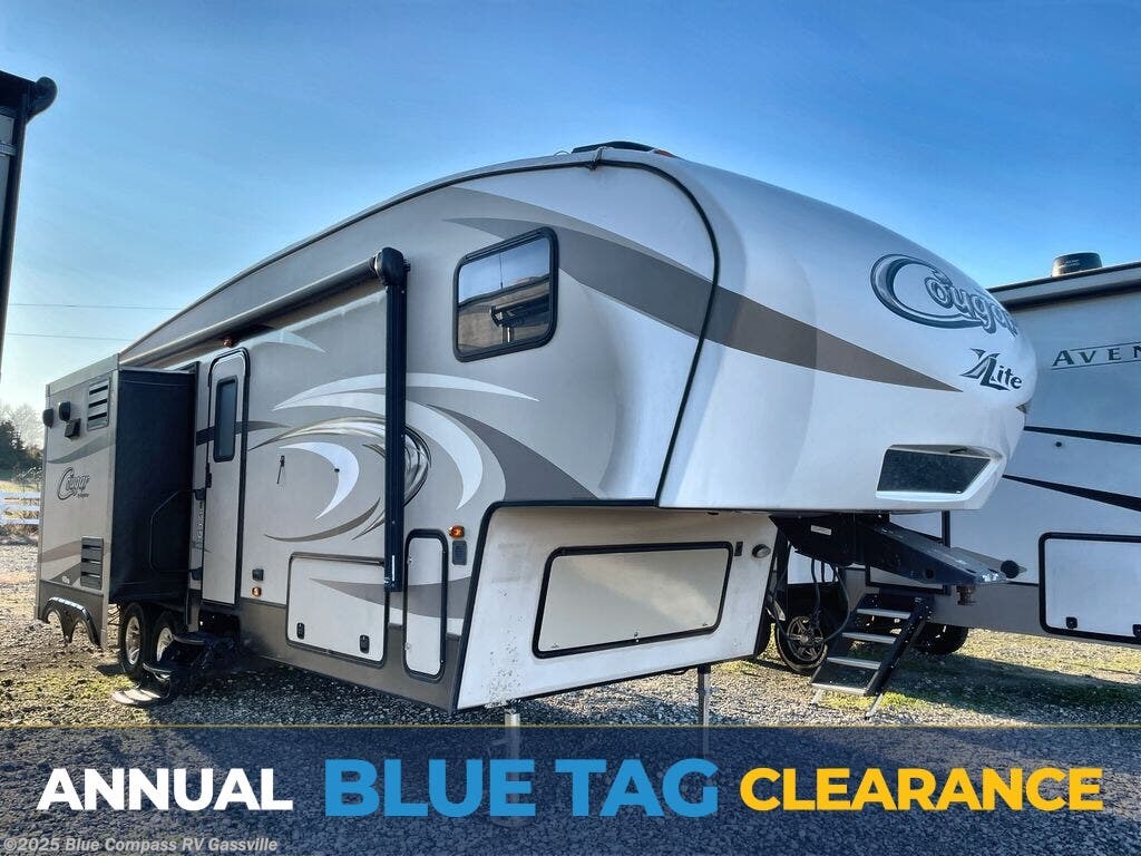 Used 2016 Keystone Cougar X-Lite 28DBI available in Gassville, Arkansas