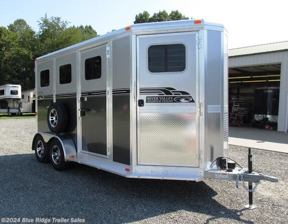 2024 River Valley 2H BP w/Dress 7'6"x6'8" available in Ruckersville, VA
