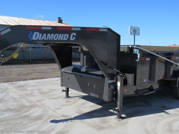 2023 Diamond C LPT 208 available in East Bethel, MN