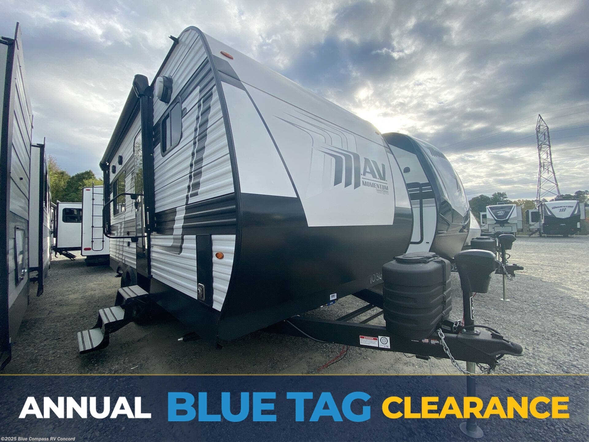 New 2026 Grand Design Momentum MAV 17MAV available in Concord, North Carolina