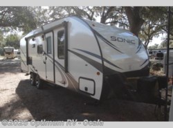 Used 2018 Venture RV Sonic SN220VRB available in Ocala, Florida