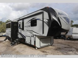 New 2019 Keystone Avalanche 378BH available in Ocala, Florida