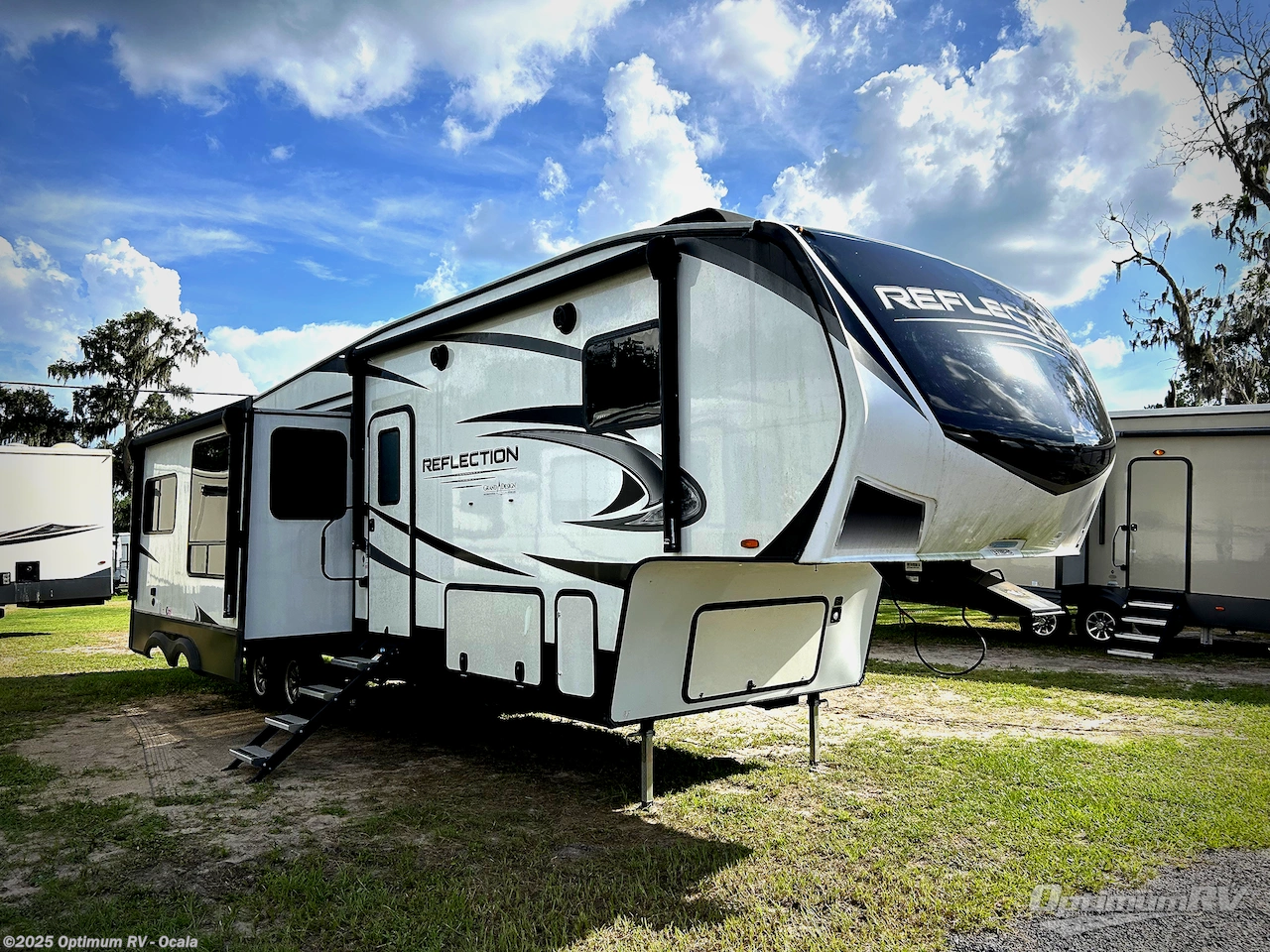 Used 2022 Grand Design Reflection 311BHS available in Ocala, Florida