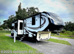 Used 2017 Vanleigh Vilano 325RL available in Ocala, Florida