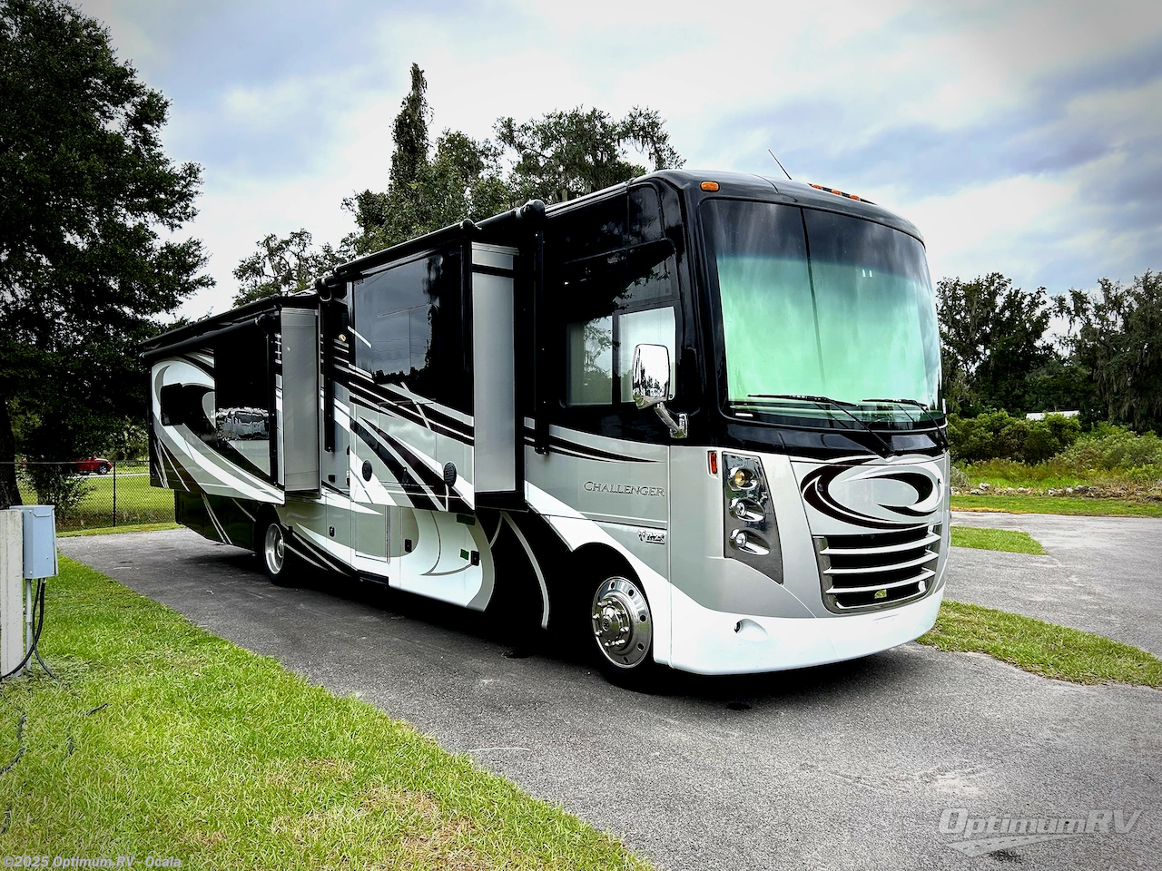 Used 2016 Thor Challenger 37KT available in Ocala, Florida