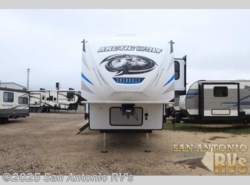 New 2020 Forest River Cherokee Arctic Wolf Suite 3660 available in Seguin, Texas