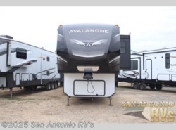 New 2020 Keystone Avalanche 396BH available in Seguin, Texas