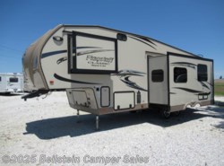 Used 2017 Forest River Flagstaff FW Classic 8528BHWS available in La Grange, Missouri