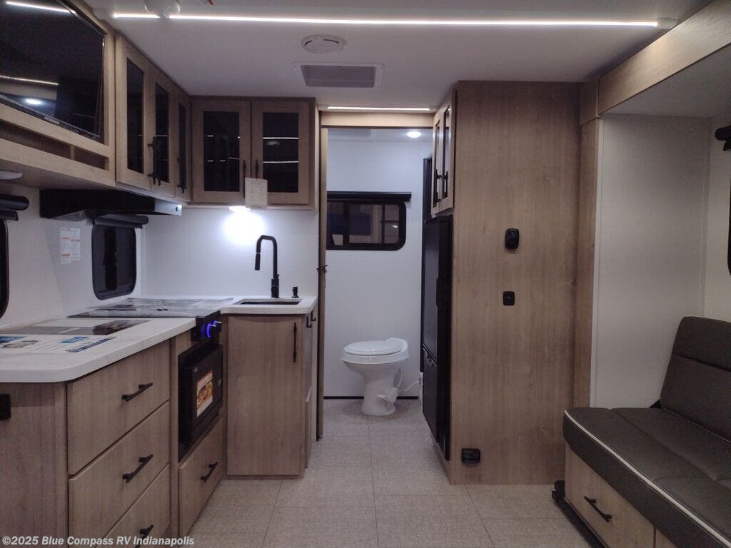 New 2025 Grand Design Imagine AIM 16ML available in Indianapolis, Indiana