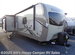 New 2018 Forest River Rockwood Signature Ultra Lite 8332BS available in Mill Hall, Pennsylvania