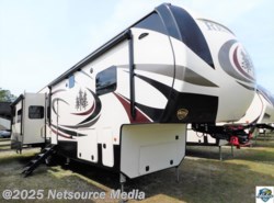 New 2018 CrossRoads Redwood 3961 available in Fort Myers, Florida
