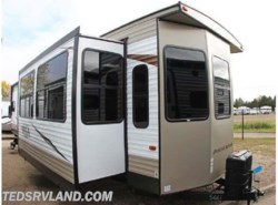 New 2018 Forest River Salem Villa Estate 393FLT available in Paynesville, Minnesota