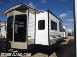 New 2019 Forest River Salem Villa 353FLFB available in Paynesville, Minnesota