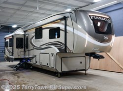 New 2018 Jayco Pinnacle 37RLWS available in Grand Rapids, Michigan