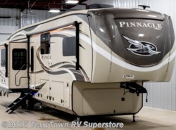 New 2019 Jayco Pinnacle 37MDQS available in Grand Rapids, Michigan
