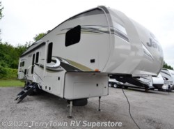 New 2018 Jayco Eagle HT 30.5MLOK available in Grand Rapids, Michigan