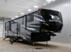 New 2020 Jayco Seismic 4212 available in Grand Rapids, Michigan