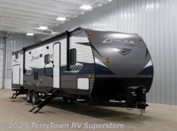 New 2020 CrossRoads Zinger 328SB available in Grand Rapids, Michigan