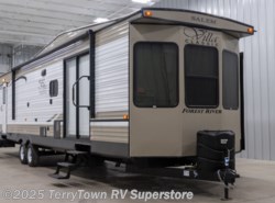 New 2020 Forest River Salem Villa Classic 40FDEN available in Grand Rapids, Michigan