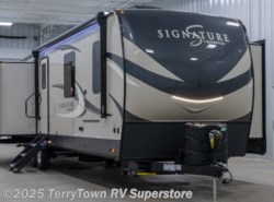 New 2021 Forest River Rockwood Signature 8332SB available in Grand Rapids, Michigan