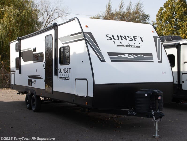 New 2025 CrossRoads Sunset Trail Sport 27BHS available in Grand Rapids, Michigan
