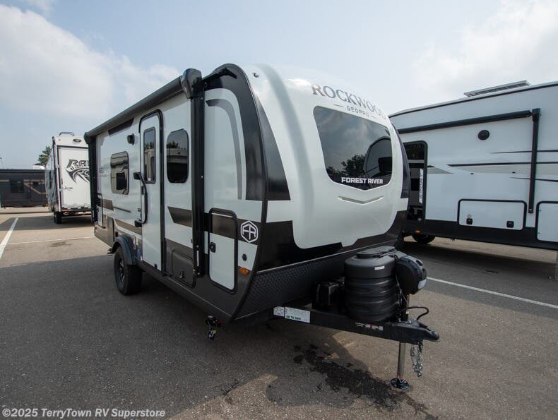 New 2026 Forest River Rockwood Geo Pro G19FD available in Grand Rapids, Michigan