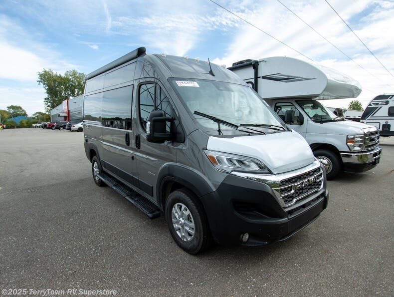 New 2026 Jayco Comet 18C available in Grand Rapids, Michigan