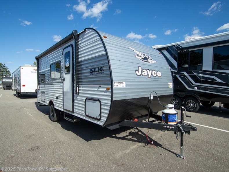 New 2026 Jayco Jay Flight SLX 172DB available in Grand Rapids, Michigan