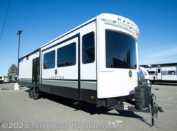 New 2026 CrossRoads Hampton 372FDB available in Grand Rapids, Michigan