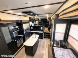 Used 2016 Grand Design Momentum 376TH available in Mesa, Arizona