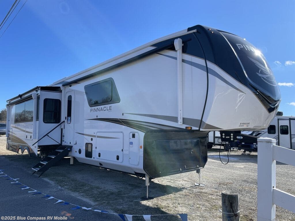 Used 2025 Jayco Pinnacle 38 Fbrk available in Theodore, Alabama