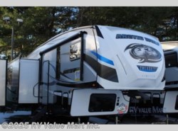 New 2018 Forest River Cherokee Arctic Wolf 285DRL4 available in Lititz, Pennsylvania
