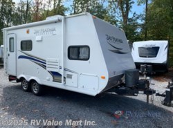 Used 2012 Jayco Jay Feather Ultra Lite 197 available in Lititz, Pennsylvania