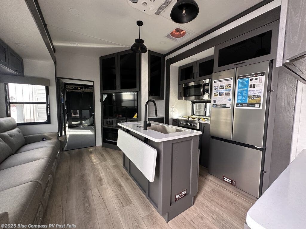New 2025 Alliance RV Valor 41V16 available in Post Falls, Idaho