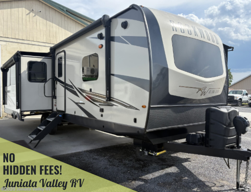 Used 2022 Forest River Rockwood Ultra Lite 2906BS available in Mifflintown, Pennsylvania