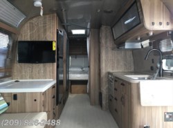 New 2018 Airstream Tommy Bahama 27FB available in Los Banos, California