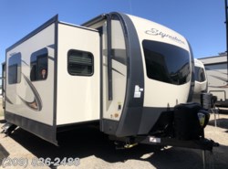 New 2019 Forest River Rockwood Signature Ultra Lite 8324BS available in Los Banos, California