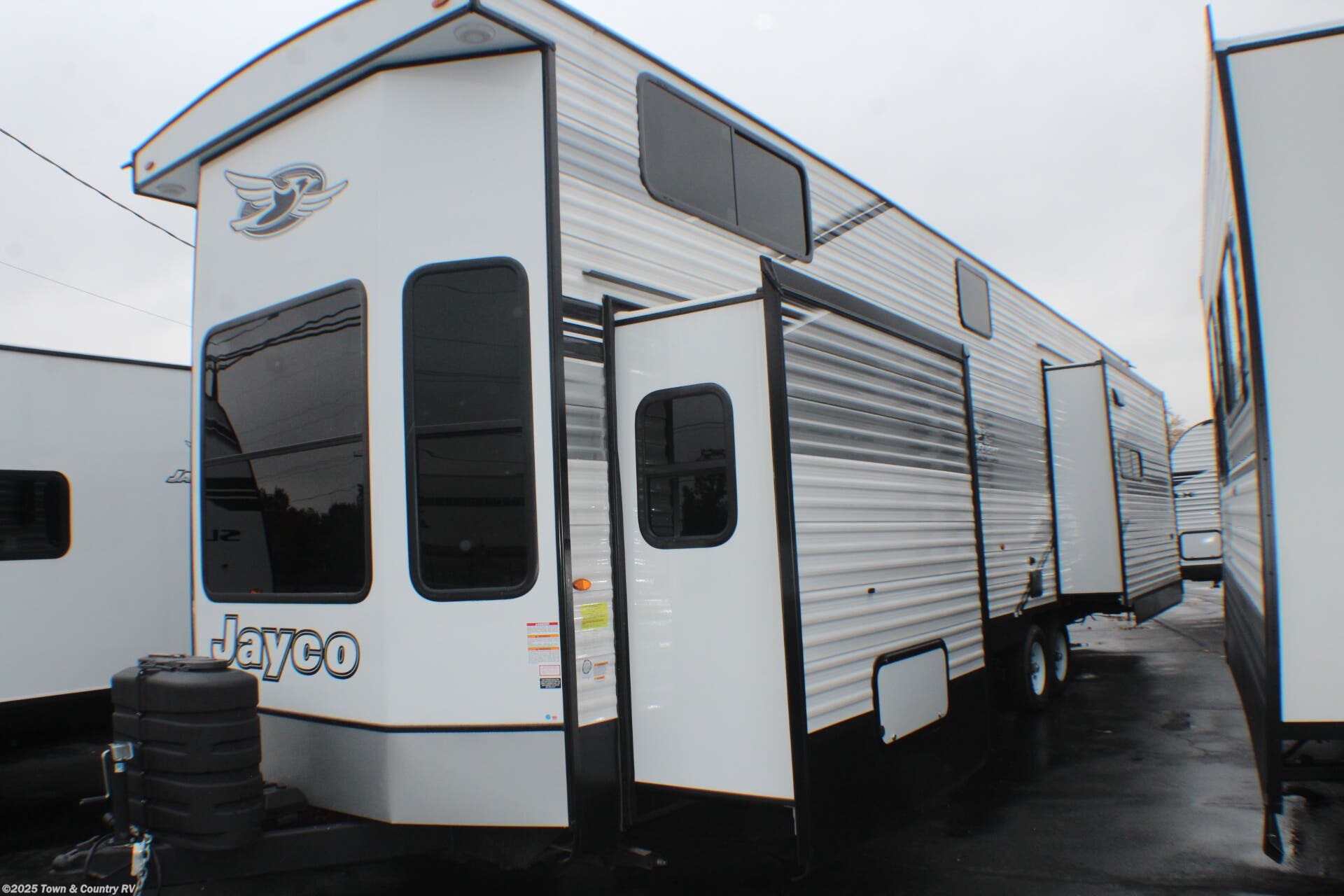 New 2025 Jayco Bungalow 40DLFT available in Clyde, Ohio