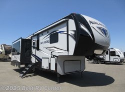 New 2019 Keystone Avalanche 320RS CALL FOR THE LOWEST PRICE! / 6 PT AUTO LEVEL available in Turlock, California
