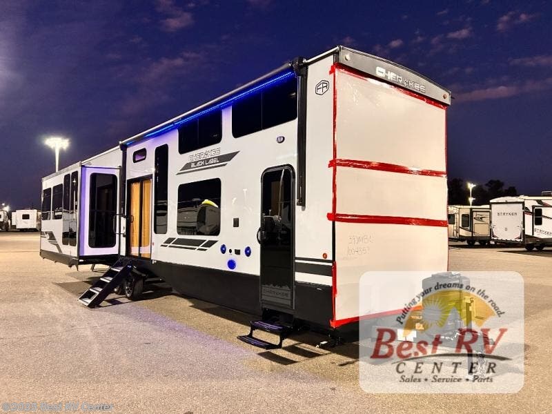 New 2026 Forest River Cherokee Timberwolf Black Label 39JMBL available in Turlock, California