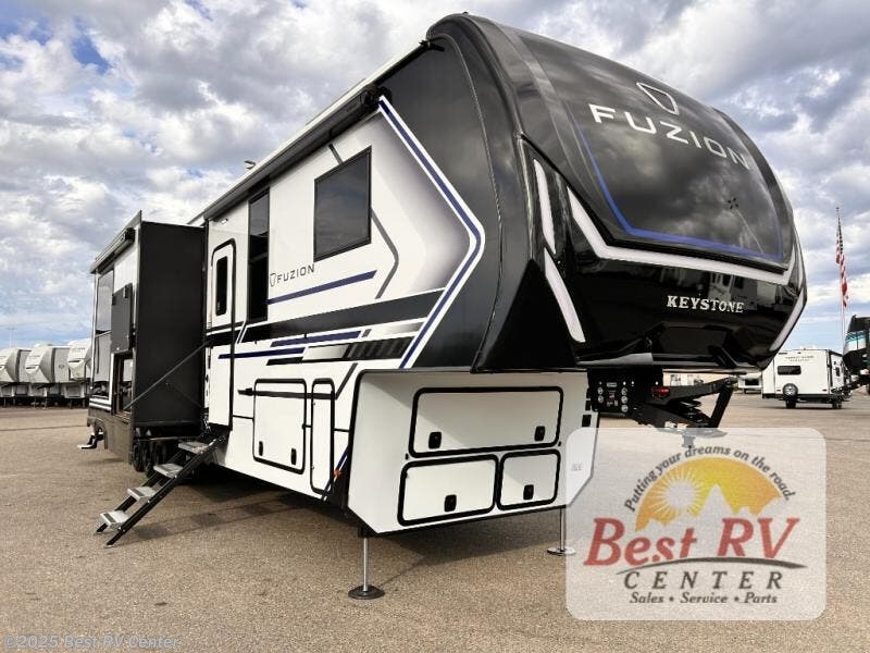 New 2026 Keystone Fuzion 442 available in Turlock, California
