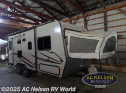 Used 2014 Jayco Jay Feather SLX 19XUD available in Shakopee, Minnesota