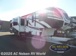 Used 2014 Dutchmen Voltage V3895 available in Shakopee, Minnesota