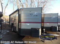 New 2019 Forest River Cherokee Ice Cave 17BB available in Shakopee, Minnesota