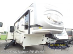 New 2020 Palomino Columbus 298RLC available in Shakopee, Minnesota