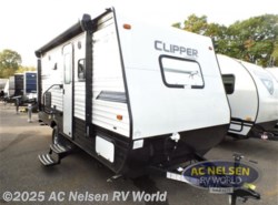 New 2020 Coachmen Clipper Ultra-Lite 17FQ available in Shakopee, Minnesota