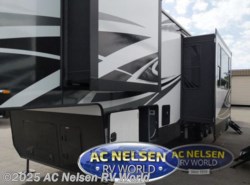 New 2020 Forest River XLR Thunderbolt 422AMP available in Shakopee, Minnesota