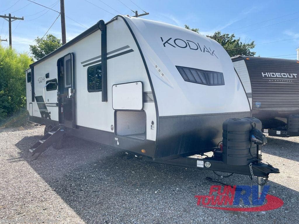 Used 2022 Dutchmen Kodiak Ultra-Lite 296BHSL available in Hewitt, Texas