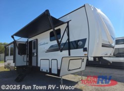 New 2026 East to West Tandara 387BH available in Hewitt, Texas