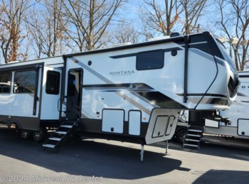 New 2024 Keystone Montana High Country 389BH available in St Louis, Missouri